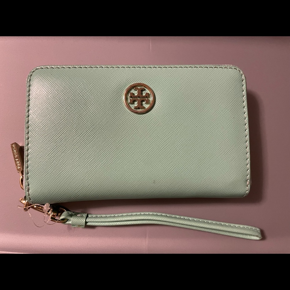Tory Burch Robinson Wristlet- Mint (English Green)